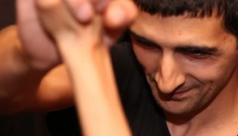 Dan 3, kadar 208